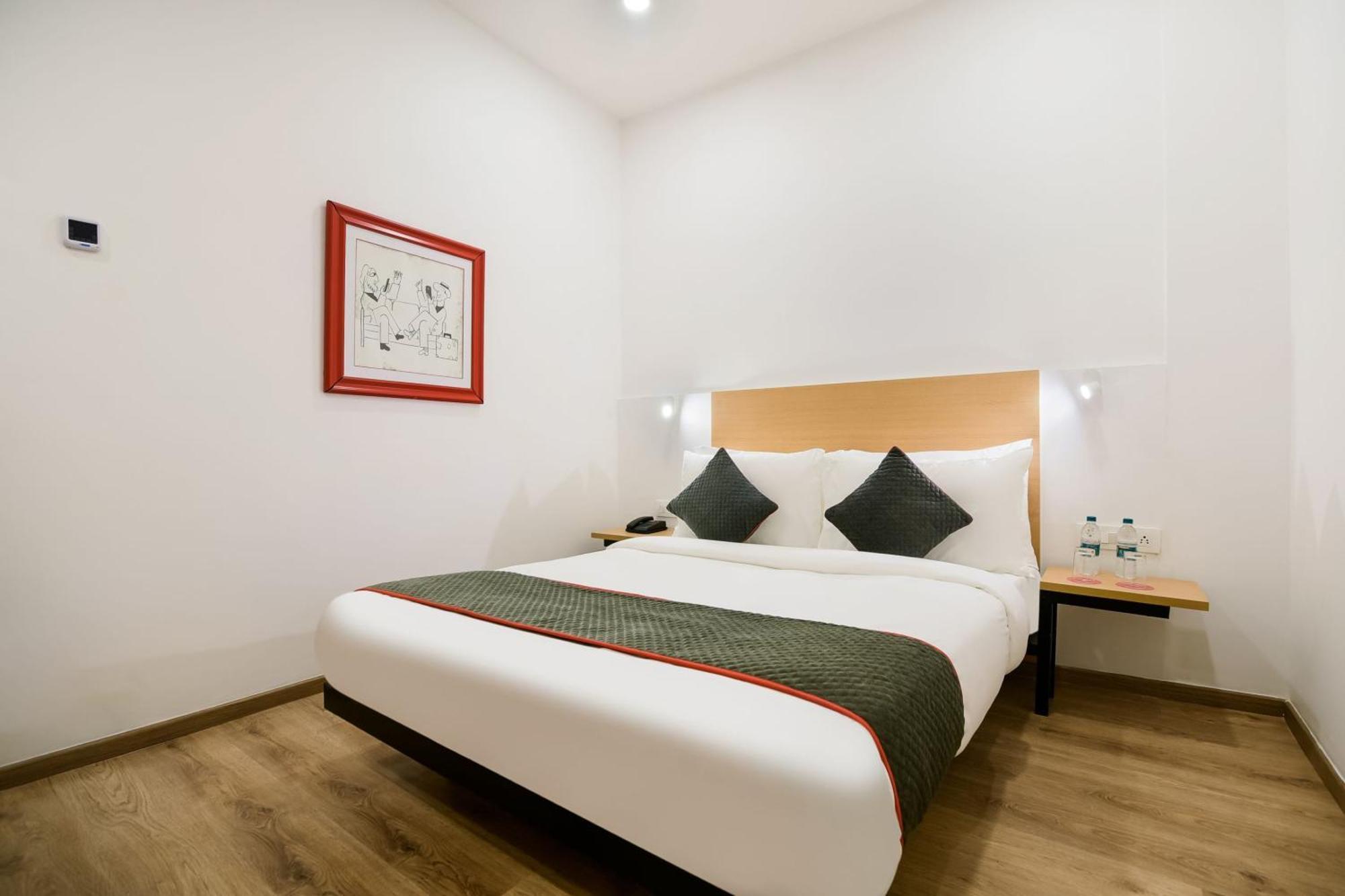 Отель Townhouse The Awadh Airport Near Chaudhary Charan Singh International Airport Bijnaur Экстерьер фото